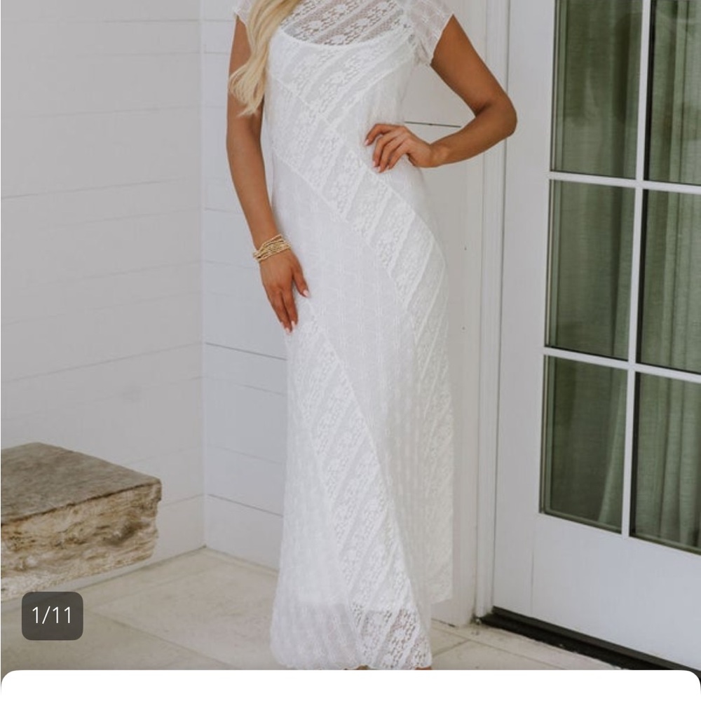 White Everlee Lace Dress These Three Boutique MEDIUM SOLD OUT